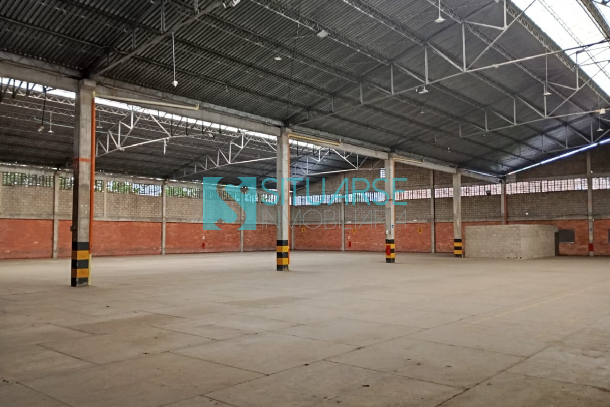 BODEGA EN ARRIENDO ZONA INDUSTRIAL