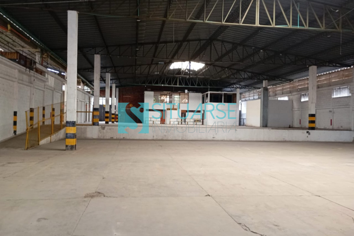 BODEGA EN ARRIENDO ZONA INDUSTRIAL