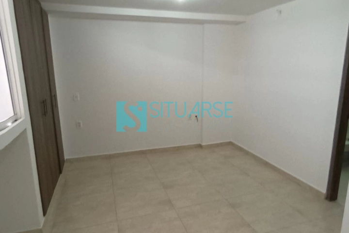 ARRIENDO APARTAESTUDIO EN LA FLORESTA